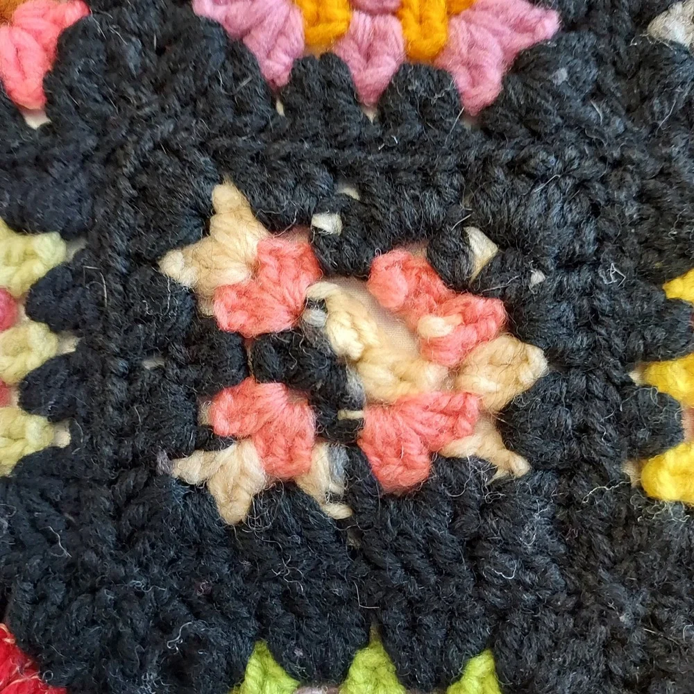 Vtg Handmade Granny Square Crochet‎ Blanket Afghan 70s Cabin Cottage Core Throw